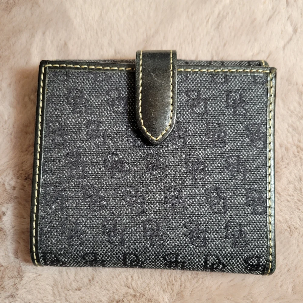 Dooney & Bourke Black and Gray Shoulder Bag Set